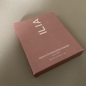 ILIA NightLite Bronzing Powder in “Drawn In”